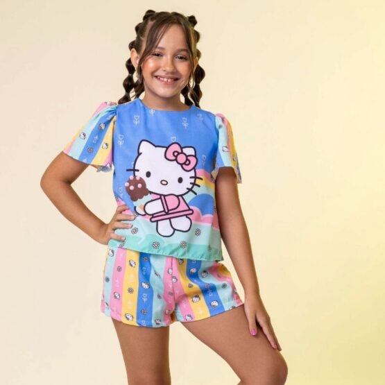 Conjunto infantil blusa e short Hello Kitty